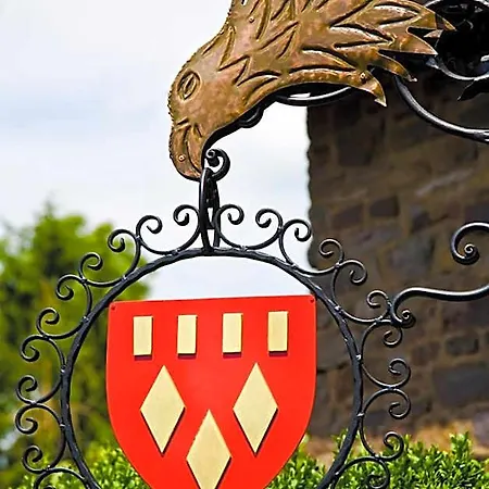Burg Arras Hotel Bruttig-Fankel